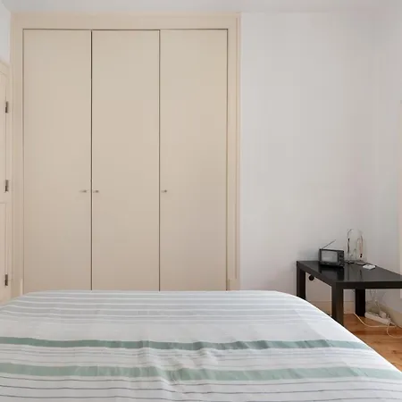 Altido Elegant Central 2-Br Apartment In Chiado Lisbon