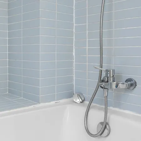 Altido Elegant Central 2-Br Apartment In Chiado Lisbon