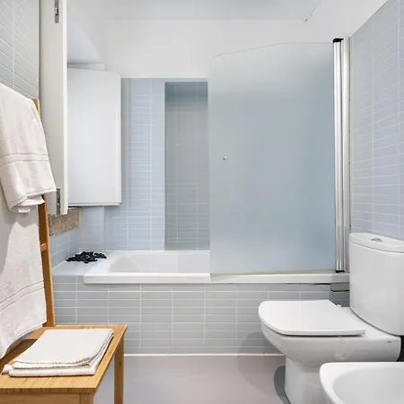 Apartment Altido Elegant Central 2-Br Apartment In Chiado Lisbon